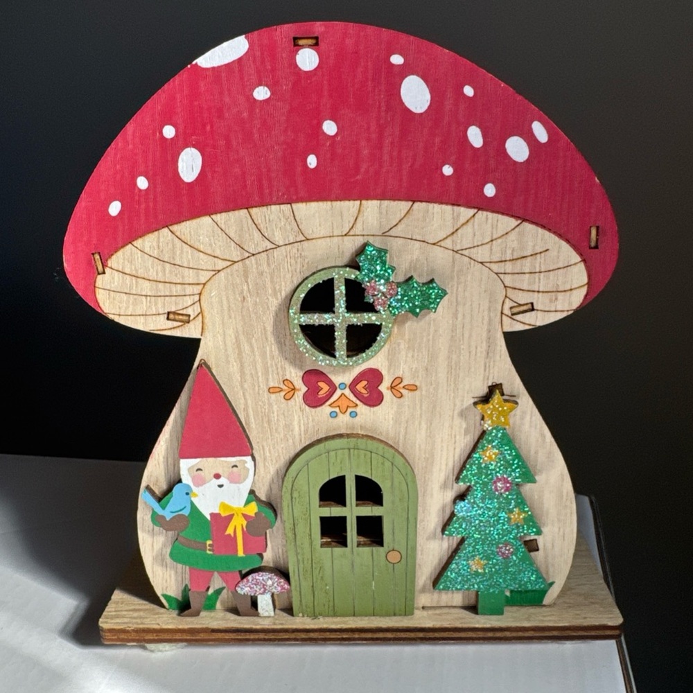 Laser Cut Mini Wood Mushroom House LED Light Up‎ Decor World market Christmas